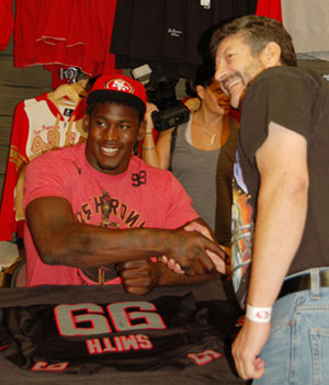 49ers Store Opens at Valley Fair