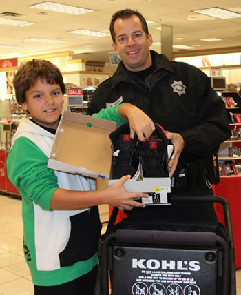 Shop With a PAL Lifts Joy for the Holidays Shop With a PAL Lifts Joy for the Holidays