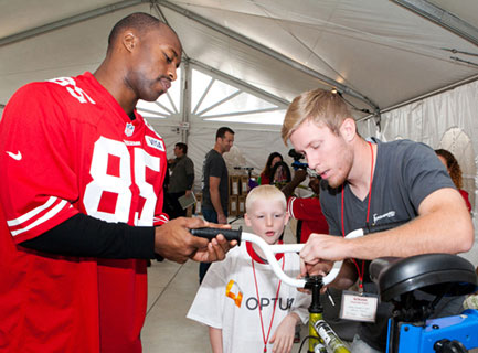 49ers Help Build Bicycles for Youth