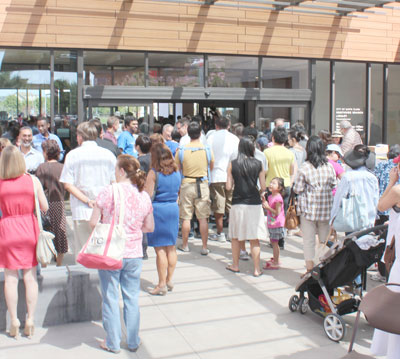 Thousands Attend Northside Branch Library's Grand Opening
