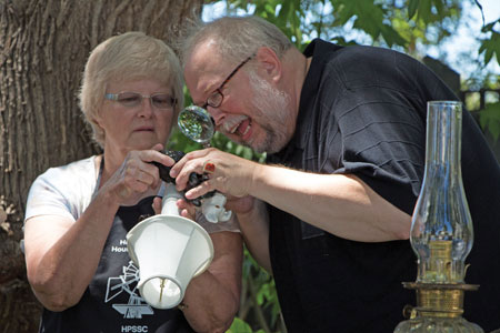 Annual Appraisal Show Astonishes Antique-Lovers