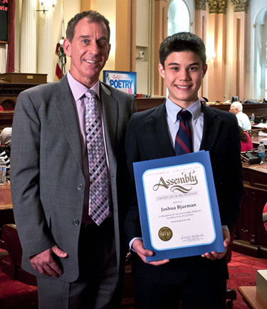 Live Oak Academy Student Receives Award Live Oak Academy Student Receives Award