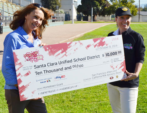 49ers and California Dairy Families Give $10,000 Grant to SCUSD 49ers and California Dairy Families Give $10,000 Grant to SCUSD