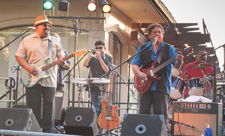 Santa Clara Comes to Dance Santa Clara Comes to Dance