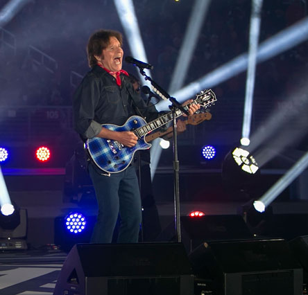 Kings Beat Sharks in Santa Clara Kings Beat Sharks in Santa Clara