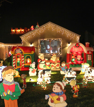2014 Holiday Decoration Winners Announced