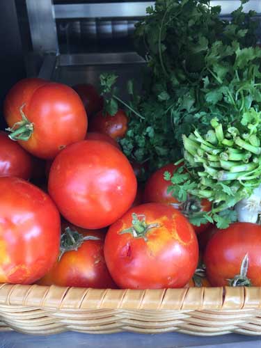 A New Twist on Eating Healthy Eat Well, Live Well: Kaiser Helps Support new Produce Truck A New Twist on Eating Healthy Eat Well, Live Well: Kaiser Helps Support new Produce Truck