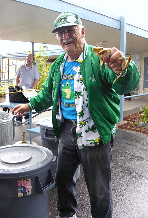 Honoring the Godfrogger at Sutter Elementary's 51st Frog Jump Honoring the Godfrogger at Sutter Elementary's 51st Frog Jump