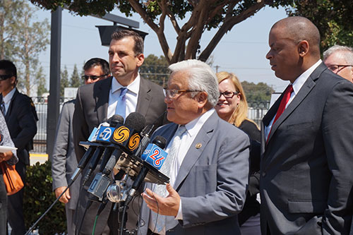 U.S. Secretary of Transportation Visits Santa Clara