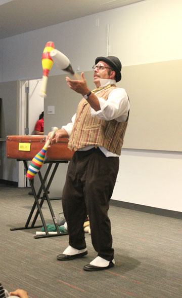 Northside Library's Summer Reading Kickoff Comes with Balloons, Birds and Bubbles