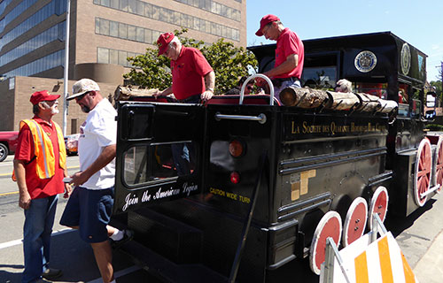 La Société des Quarante Hommes et Huit Chevaux La Société des Quarante Hommes et Huit Chevaux