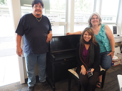 Central Park Elementary School Receives Donated Piano Central Park Elementary School Receives Donated Piano
