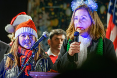 Inside-Tree-Lighting-002